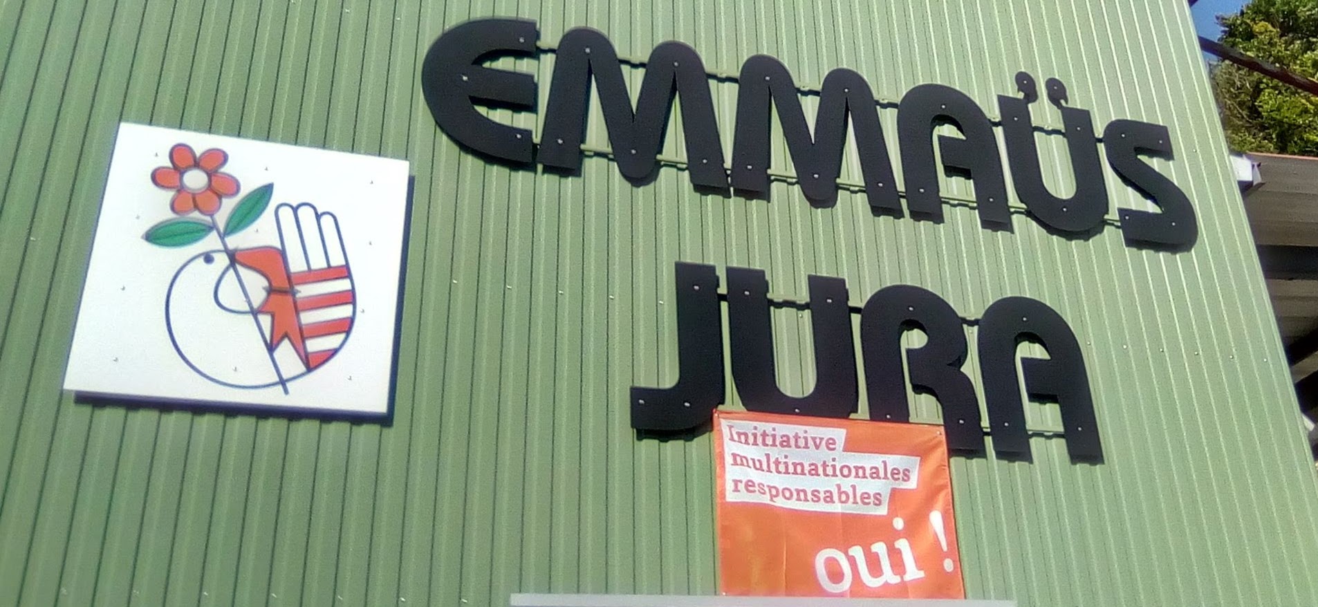Implication des différents groupes Emmaüs suisses